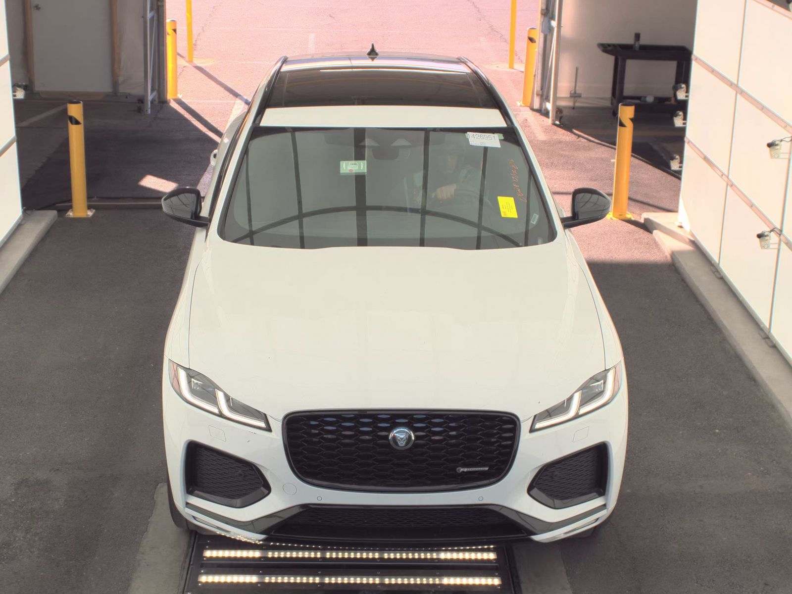 Jaguar F-Pace 2024 — photo 2