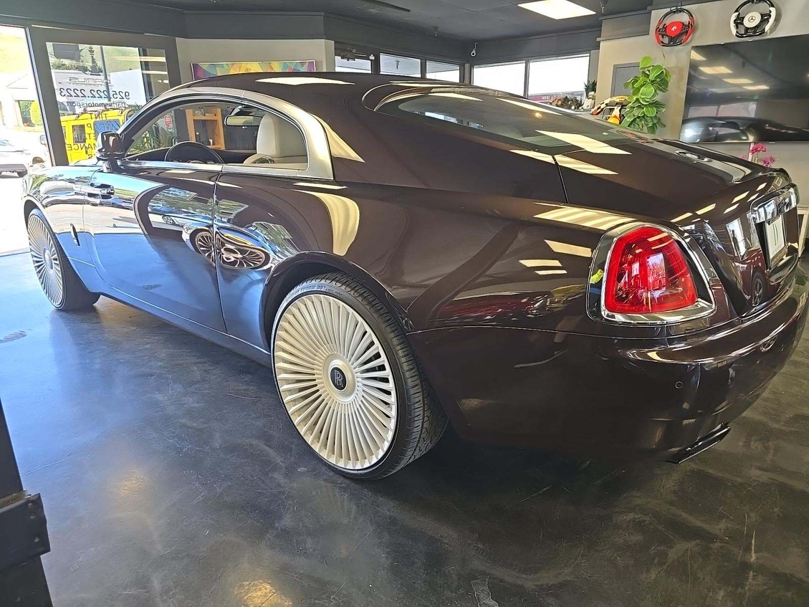 Rolls-Royce Wraith 2014 — photo 2