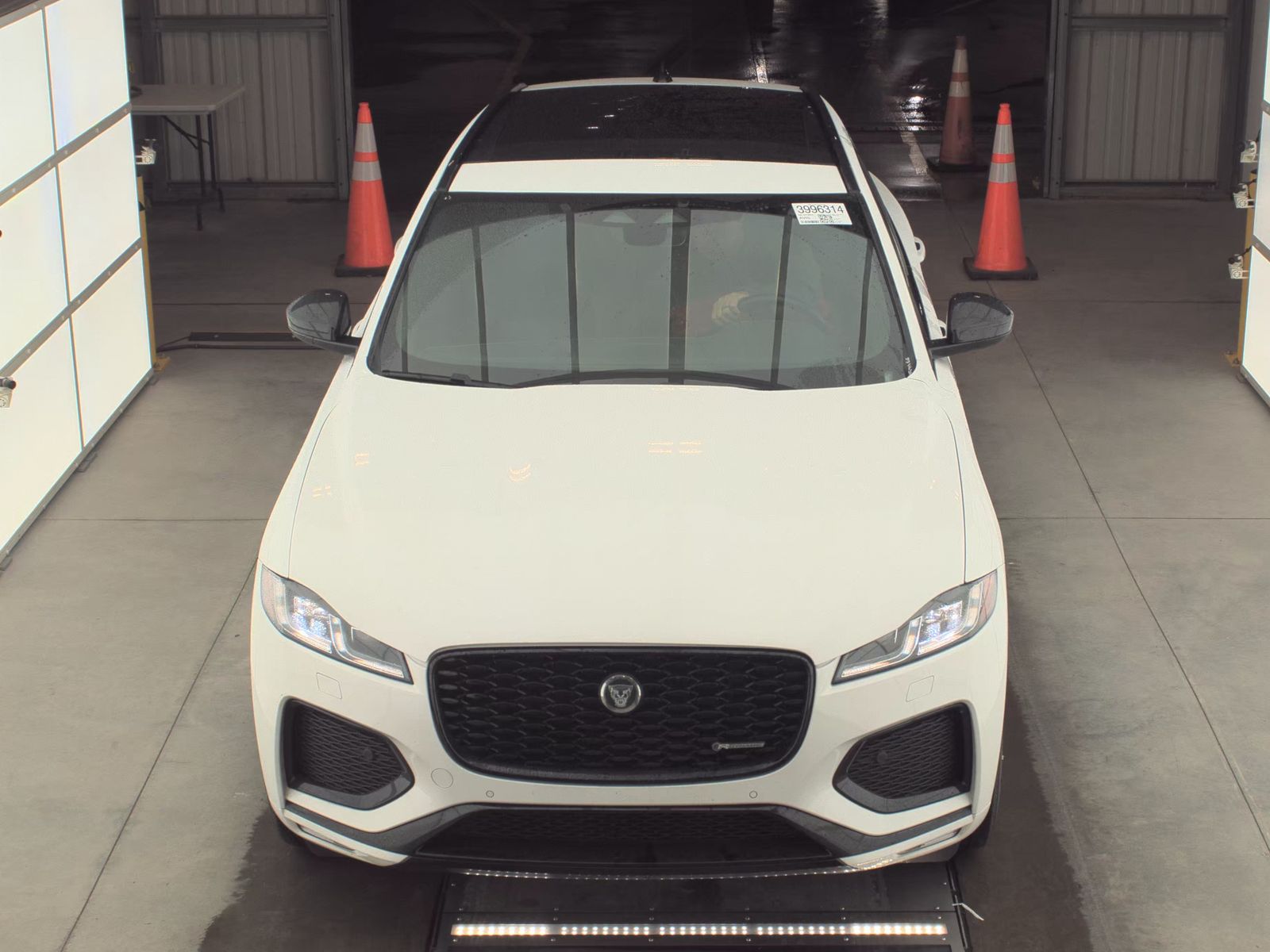 Jaguar F-Pace 2024 — photo 2