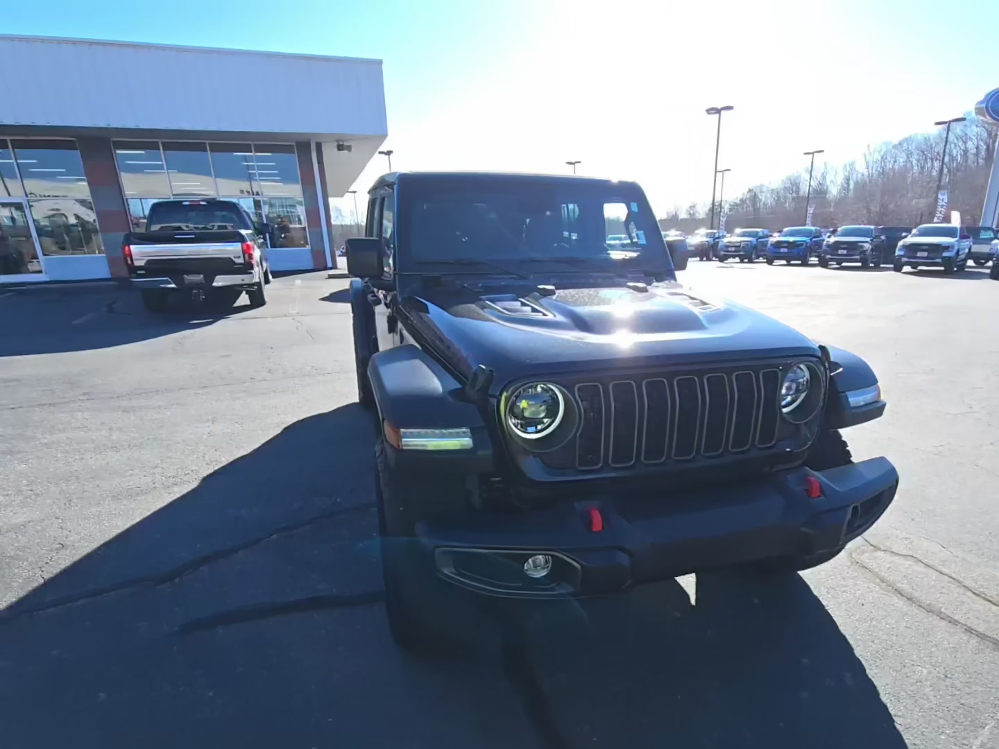 Jeep Wrangler 2024 — photo 2