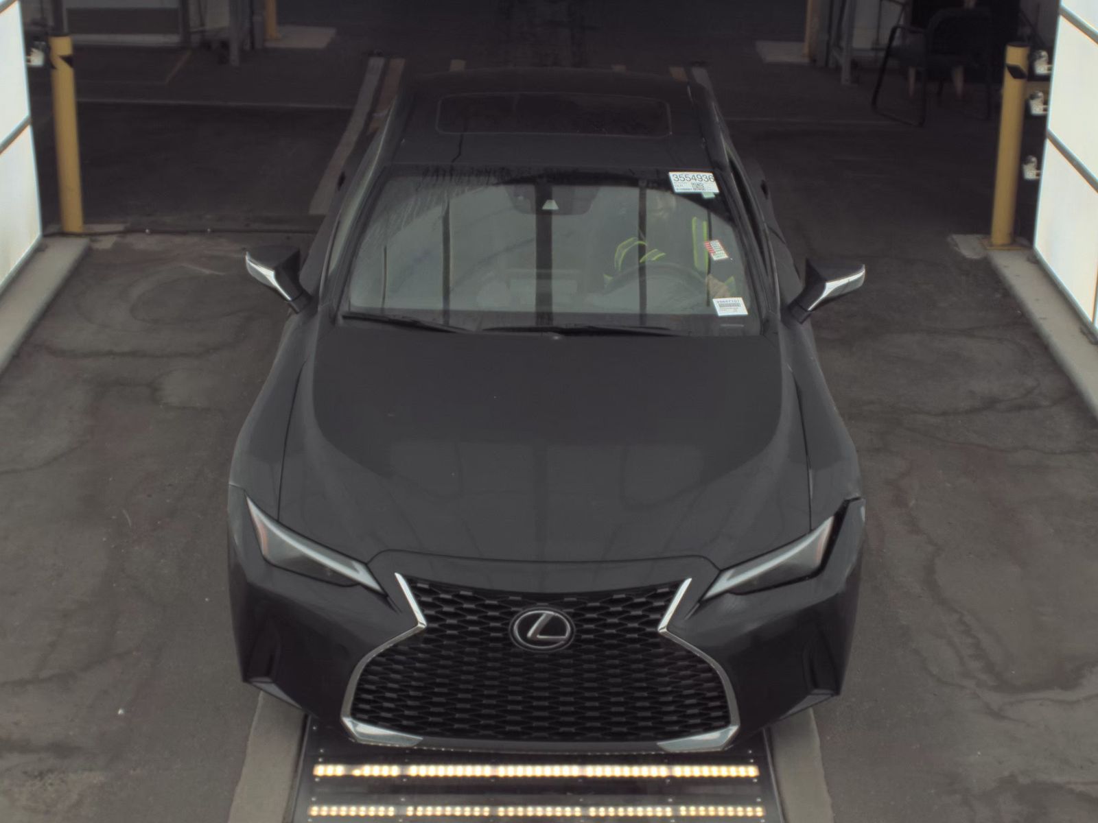 Lexus IS 300 2024 — photo 2