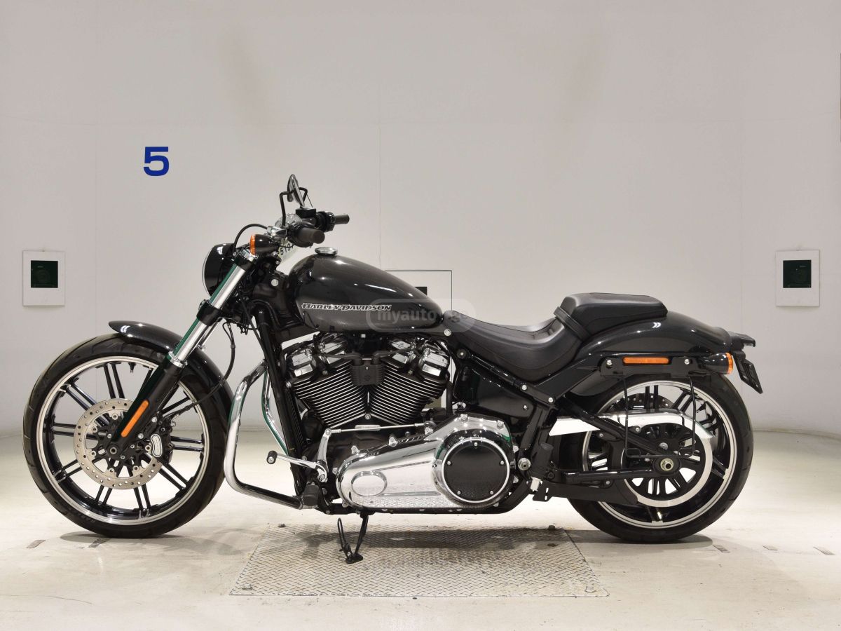 Harley-Davidson Breakout 2018 — photo 2