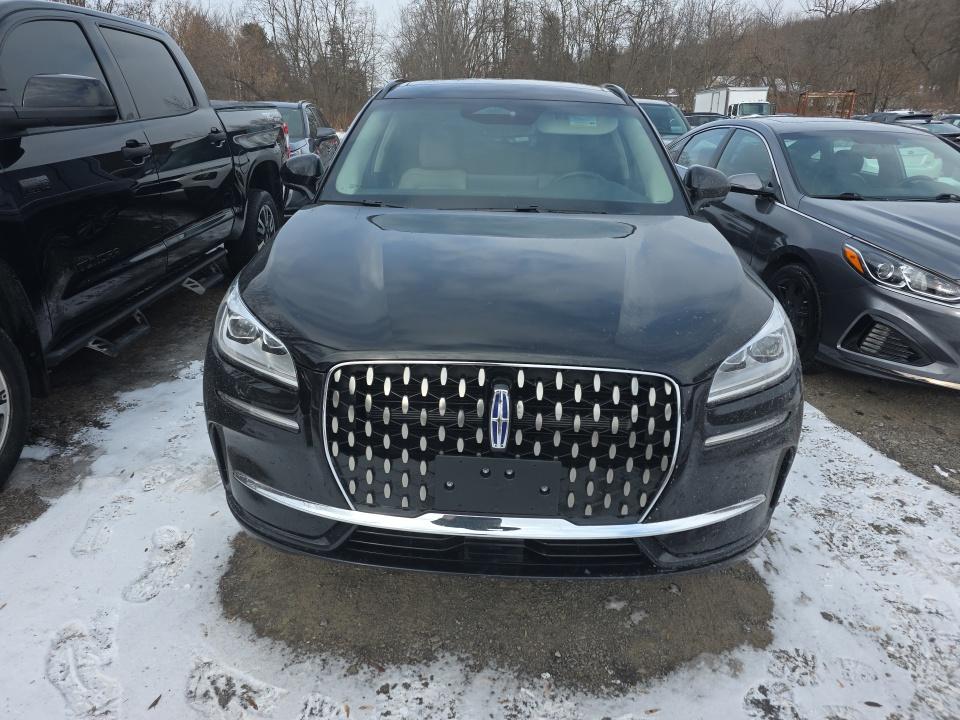 Lincoln Corsair 2025 — photo 2