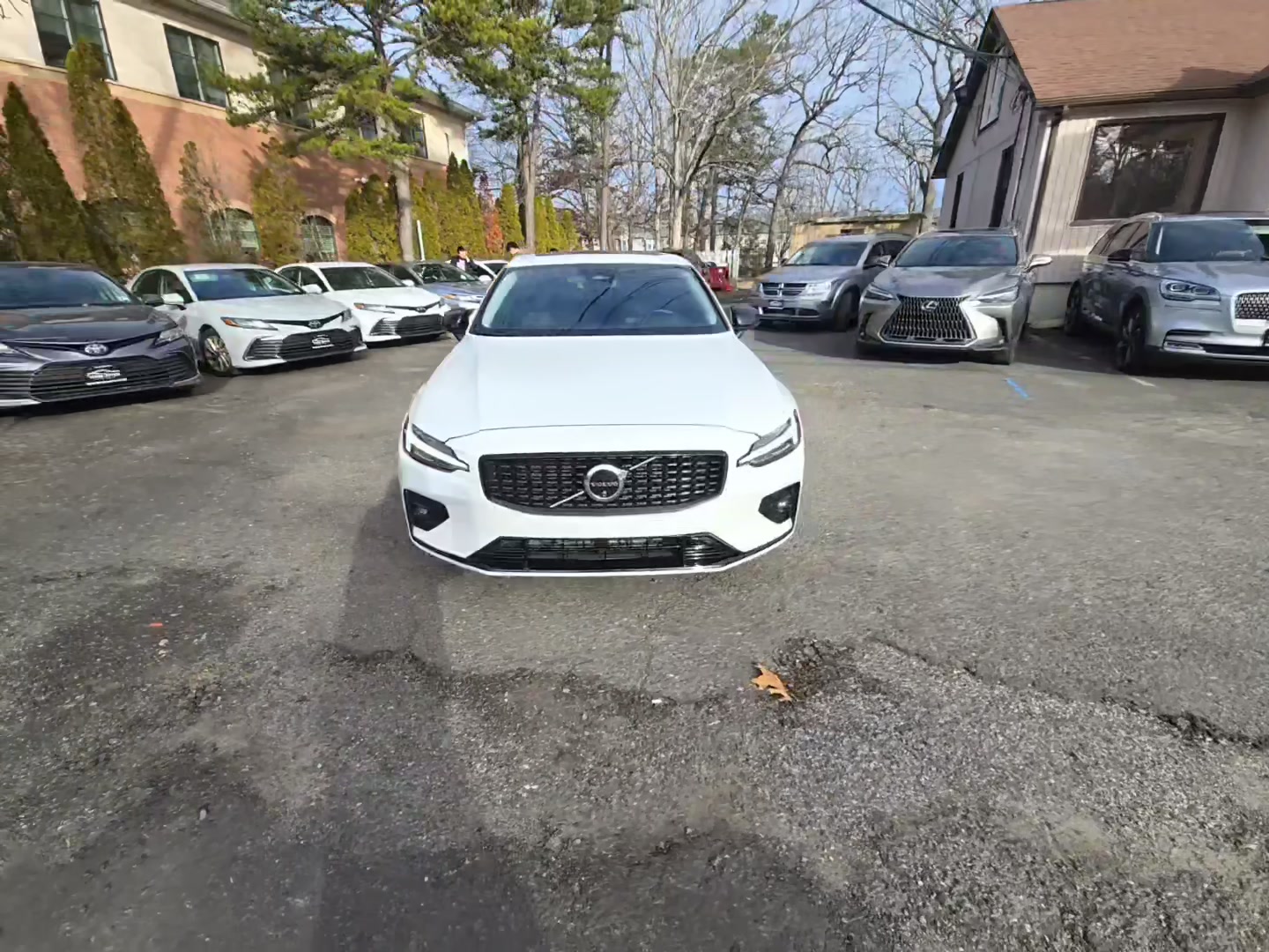 Volvo S60 2024 — photo 2