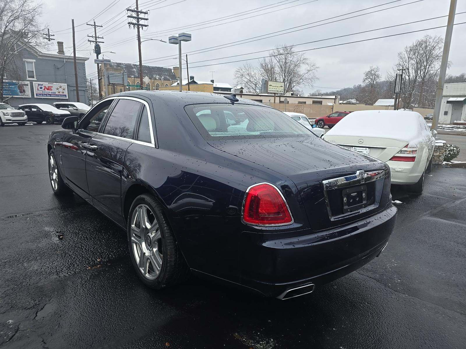 Rolls-Royce Ghost 2017 — photo 2