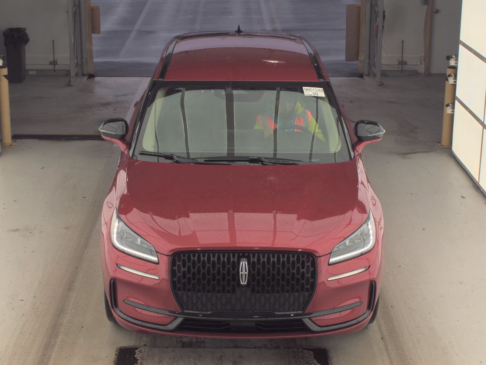 Lincoln Corsair 2025 — photo 2