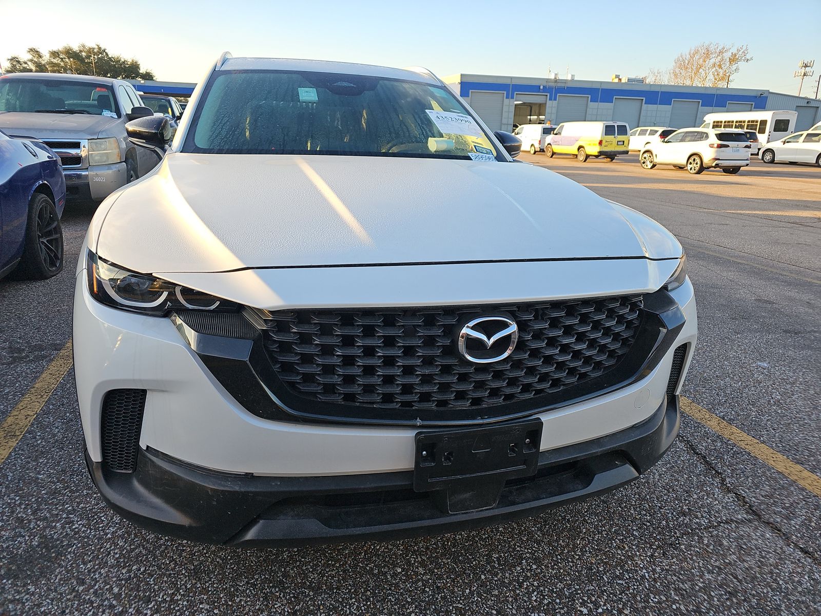 Mazda CX-50 2025 — photo 2