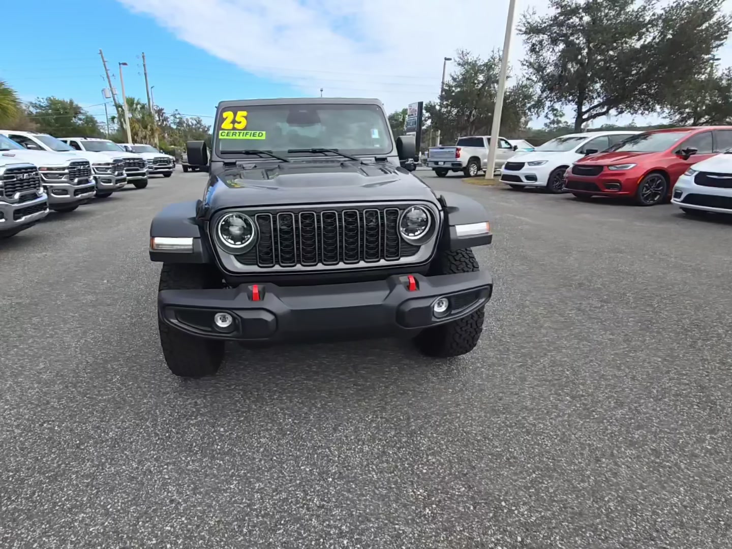 Jeep Wrangler 2025 — photo 2