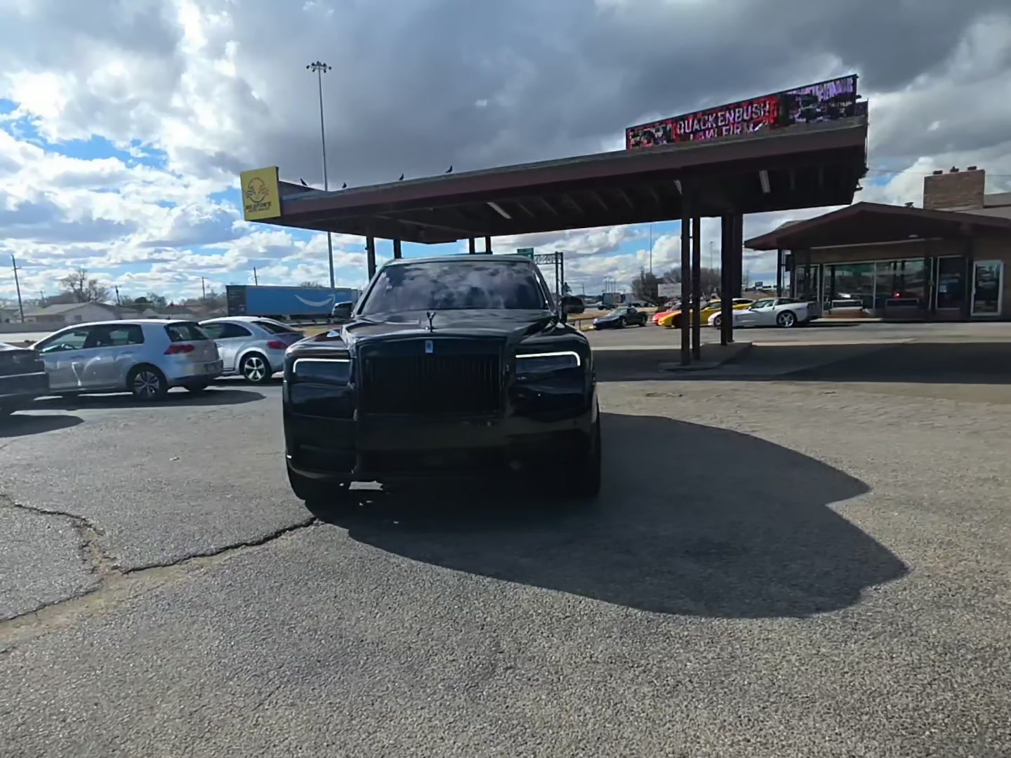 Rolls-Royce Cullinan 2021 — photo 2