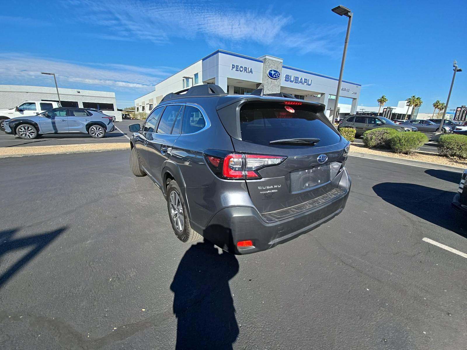 Subaru Outback 2025 — photo 2