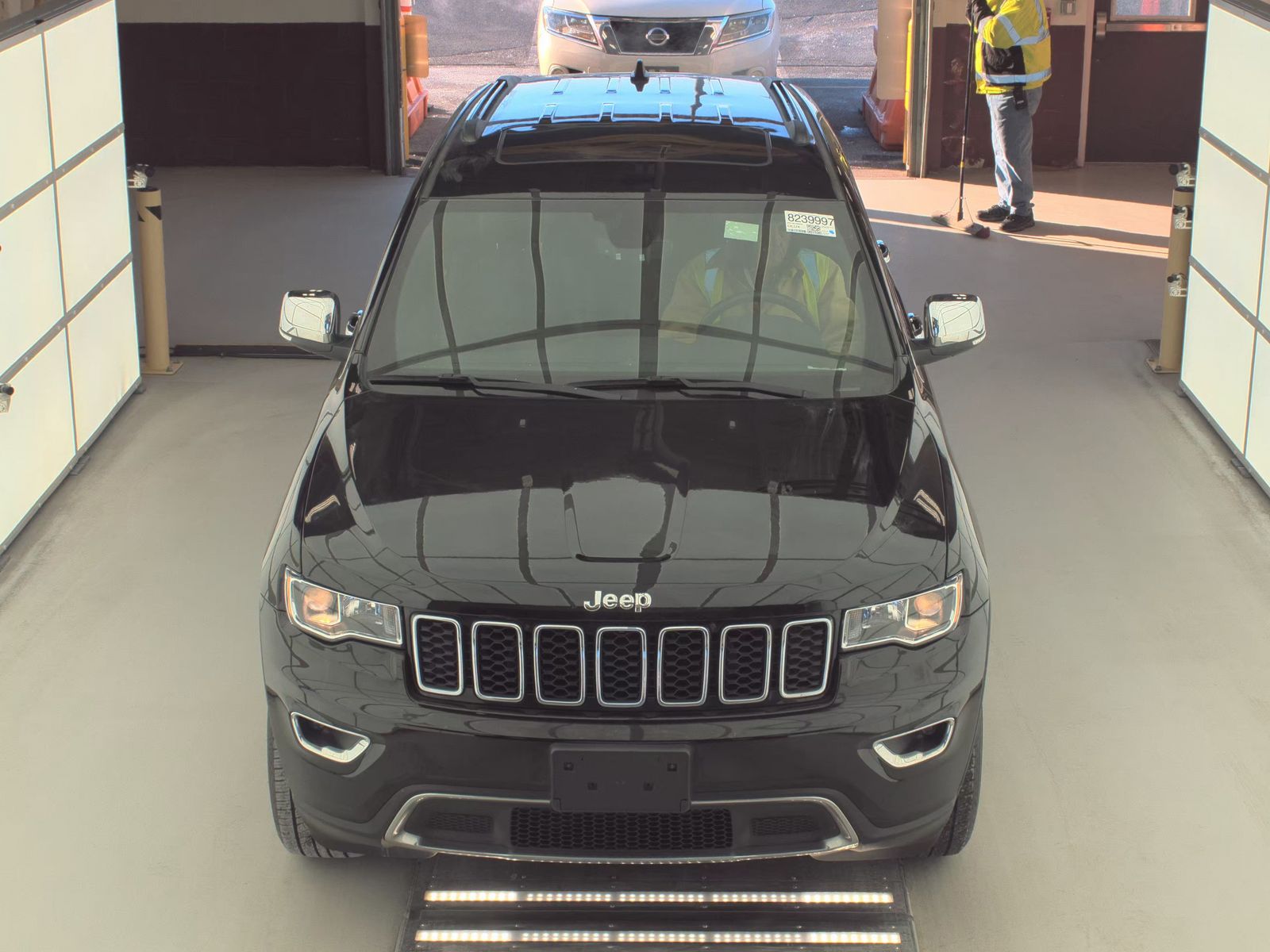 Jeep Grand Cherokee 2022 — photo 2
