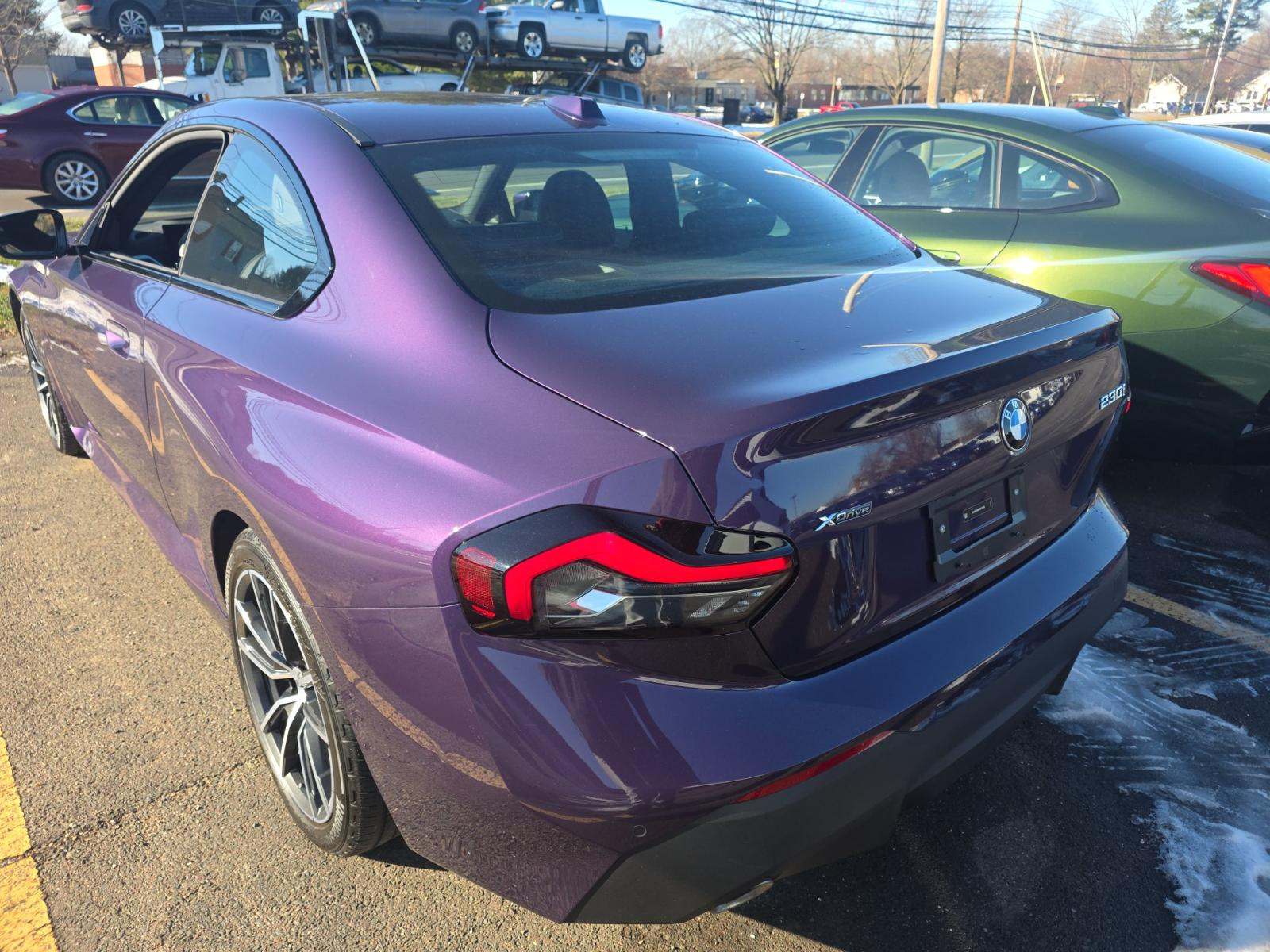 BMW 230i 2025 — photo 2