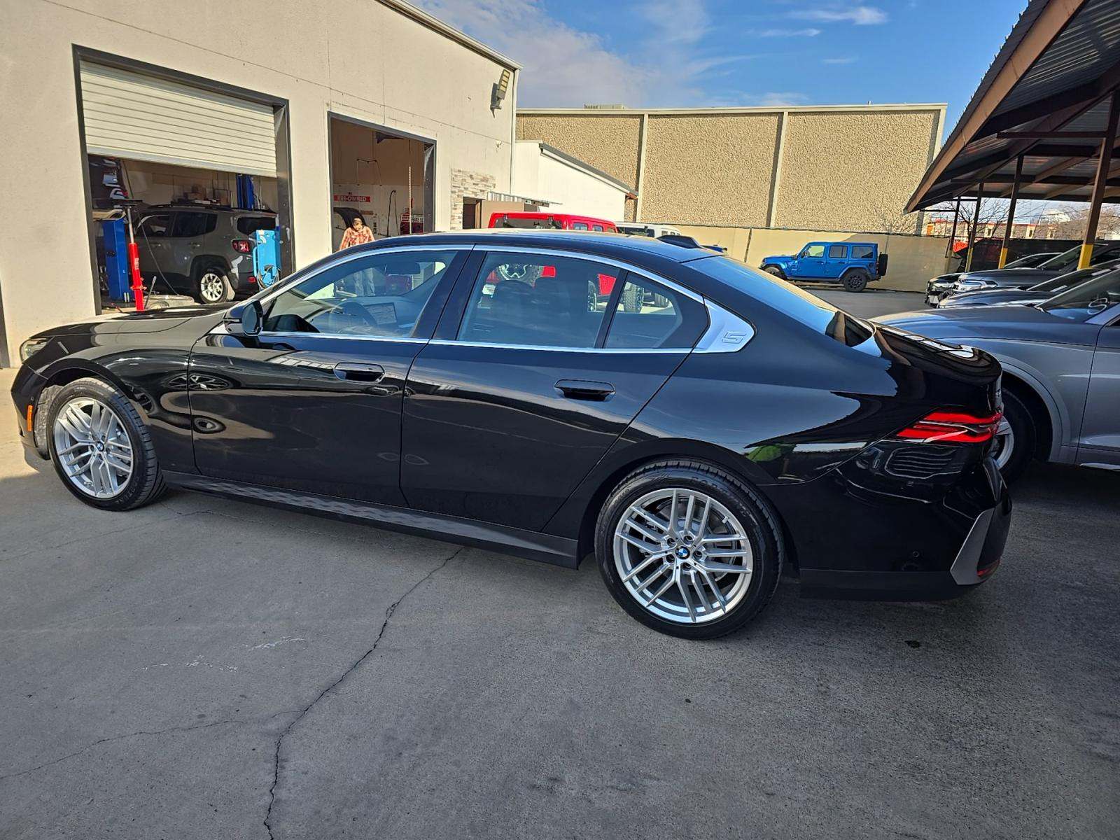 BMW 530 2025 — photo 2