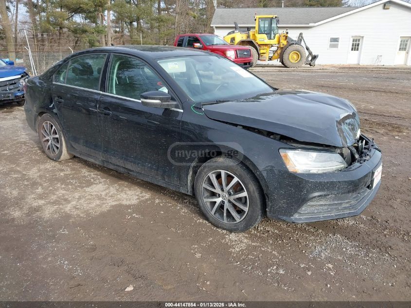 Volkswagen Jetta 2017 — photo 2