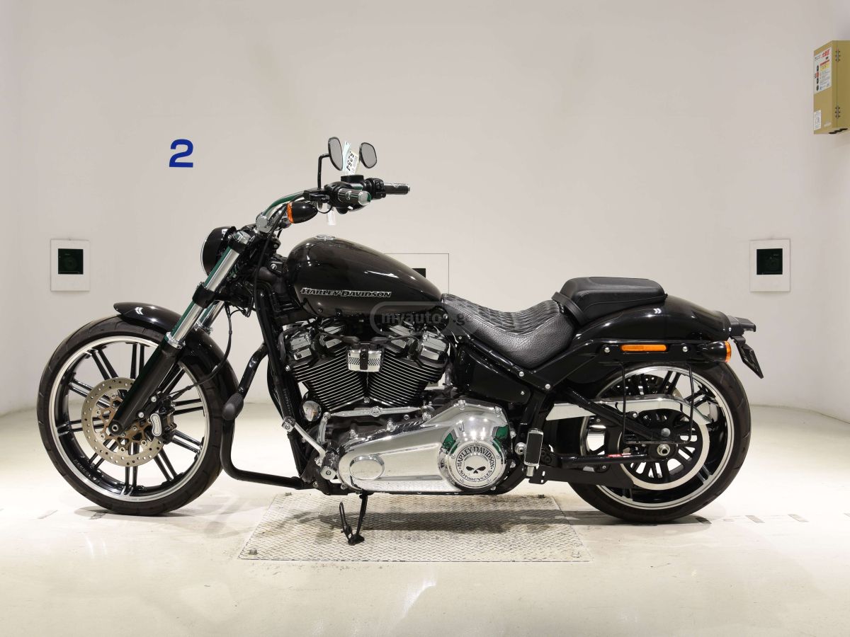 Harley-Davidson Breakout 2022 — photo 2