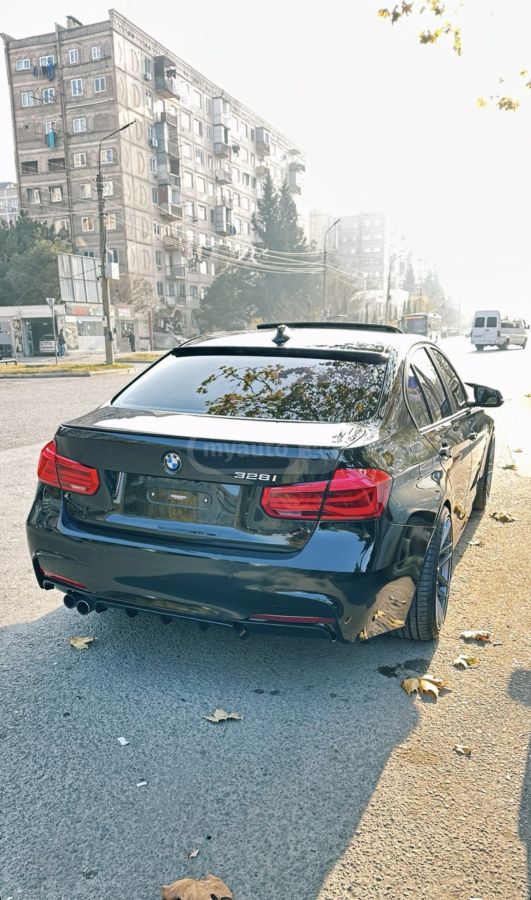 BMW 328 2014 — photo 2