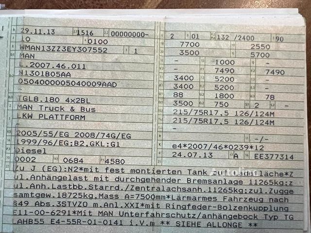 Isuzu 26.364 2013 — photo 2