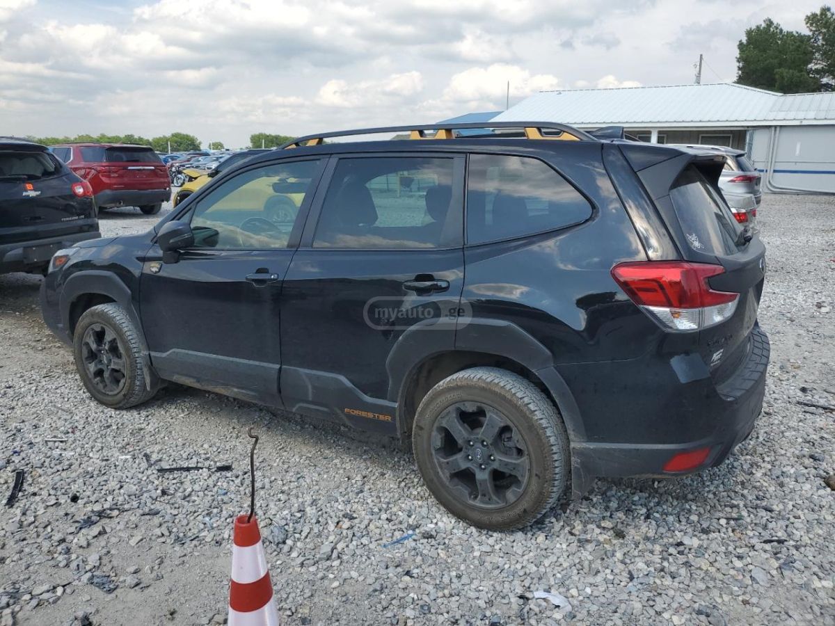 Subaru Forester 2023 — photo 2