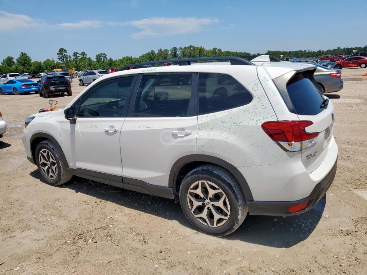 Subaru Forester 2020 — photo 2