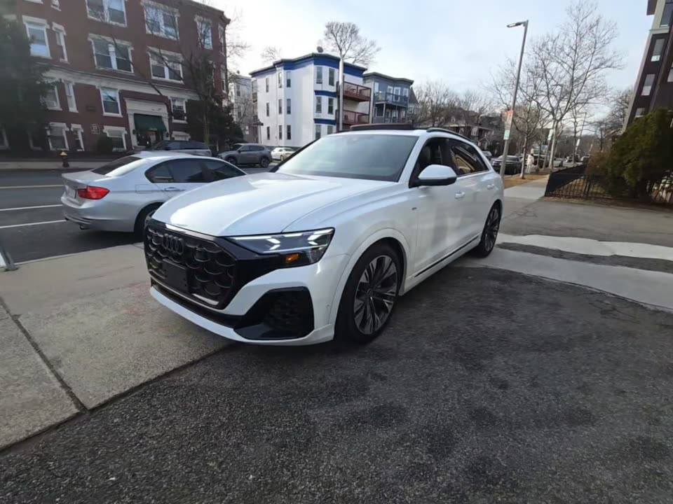 Audi Q8