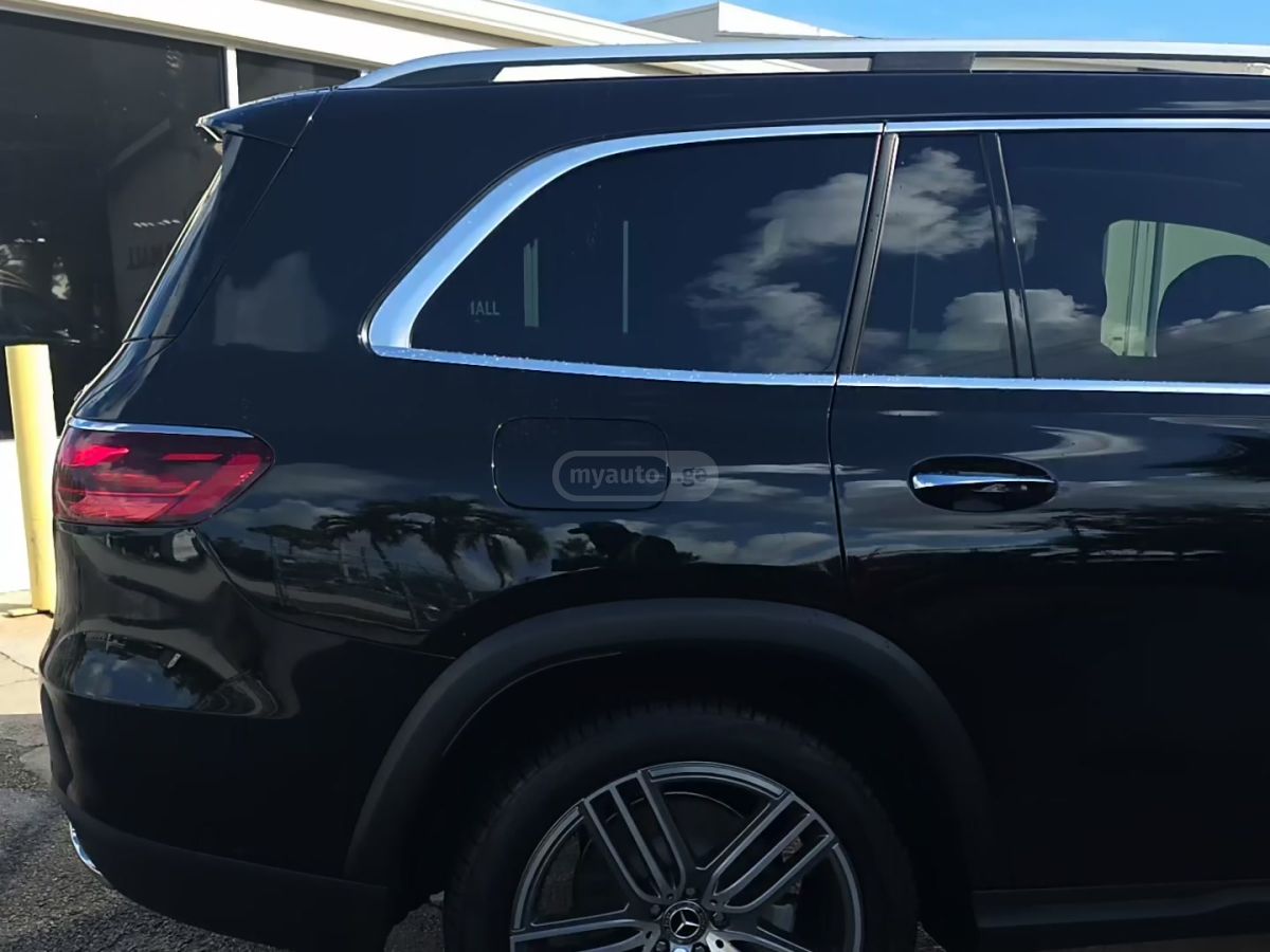 Mercedes-Benz GLS 450 2026 — photo 2