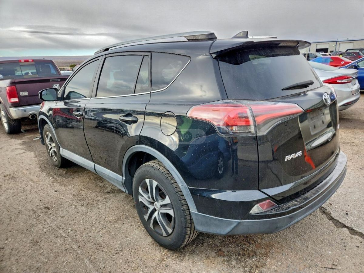 Toyota RAV4 2016 — photo 2