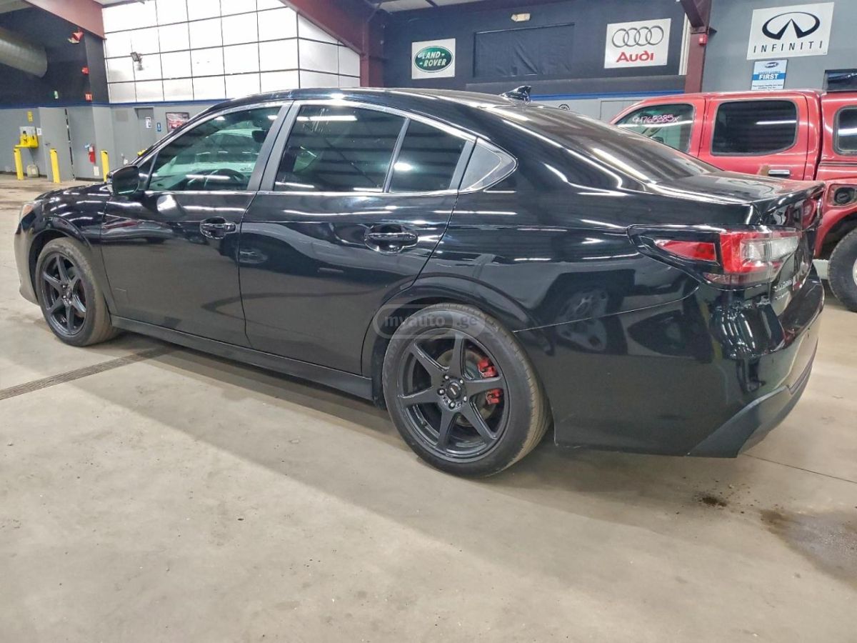 Subaru Legacy 2021 — photo 2