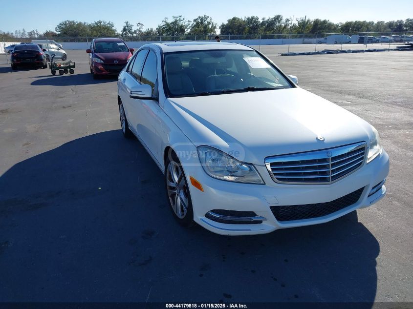 Mercedes-Benz C 250 2014 — photo 2