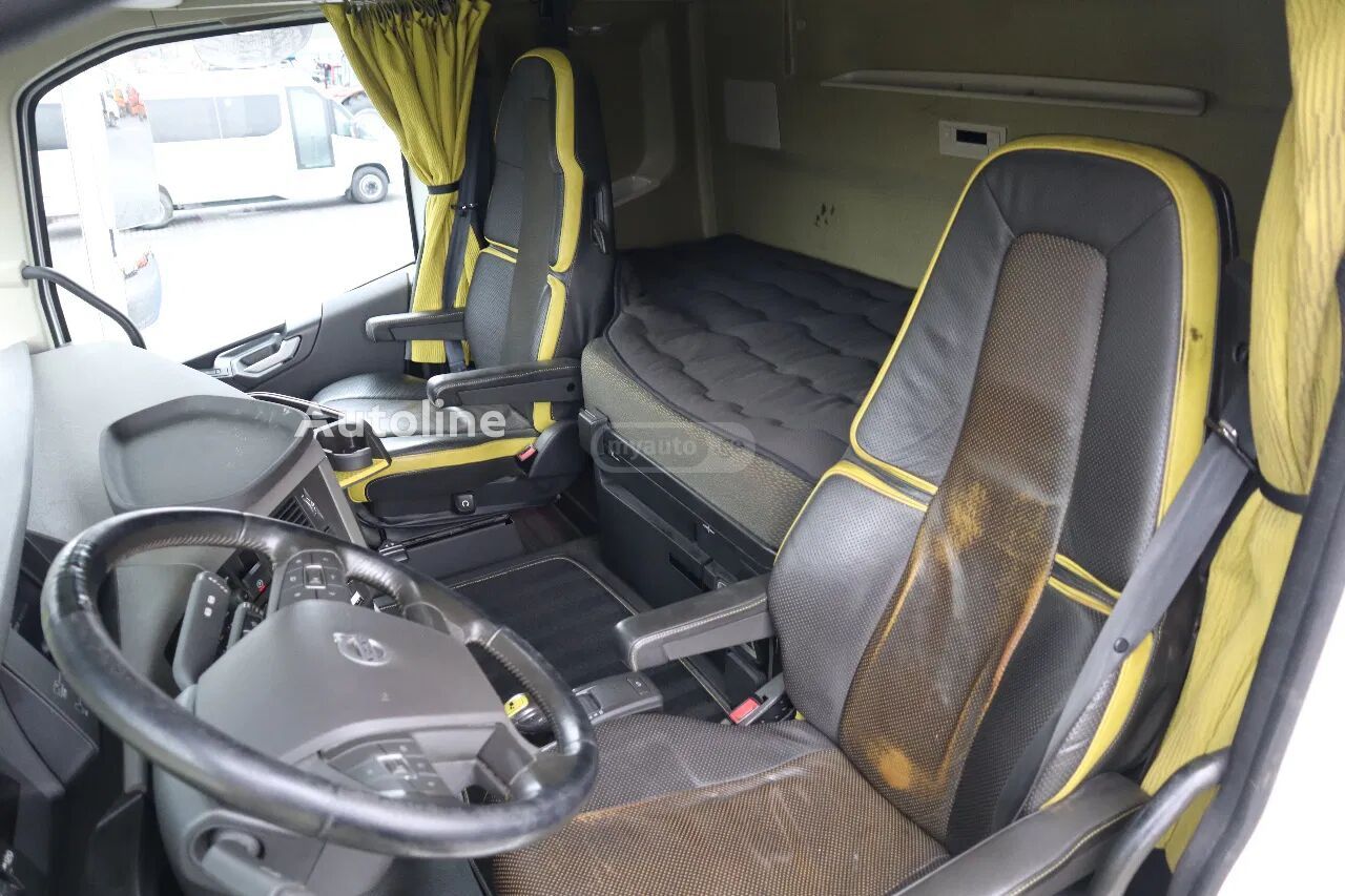 Volvo FH16 2017 — photo 2