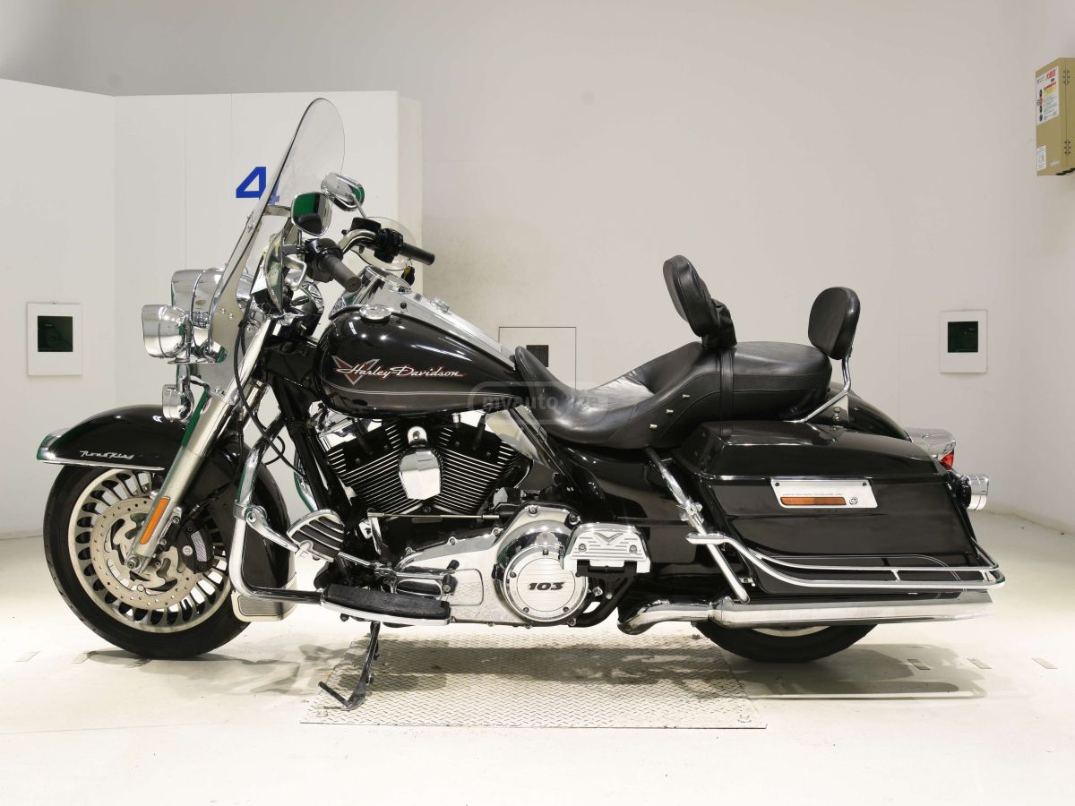 Harley-Davidson Road King 2013 — photo 2