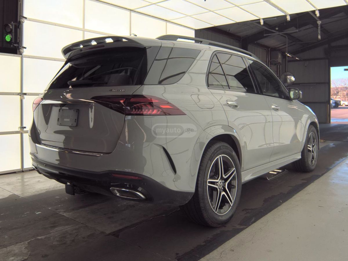 Mercedes-Benz GLE 450 2025 — photo 2