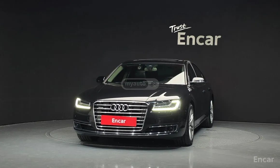 Audi A8 2014 — photo 2