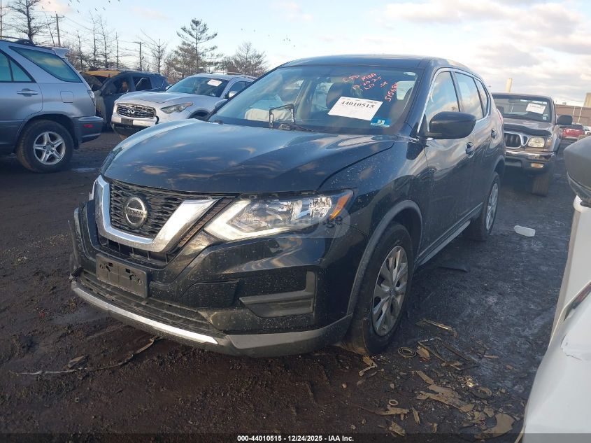 Nissan Rogue 2018 — photo 2