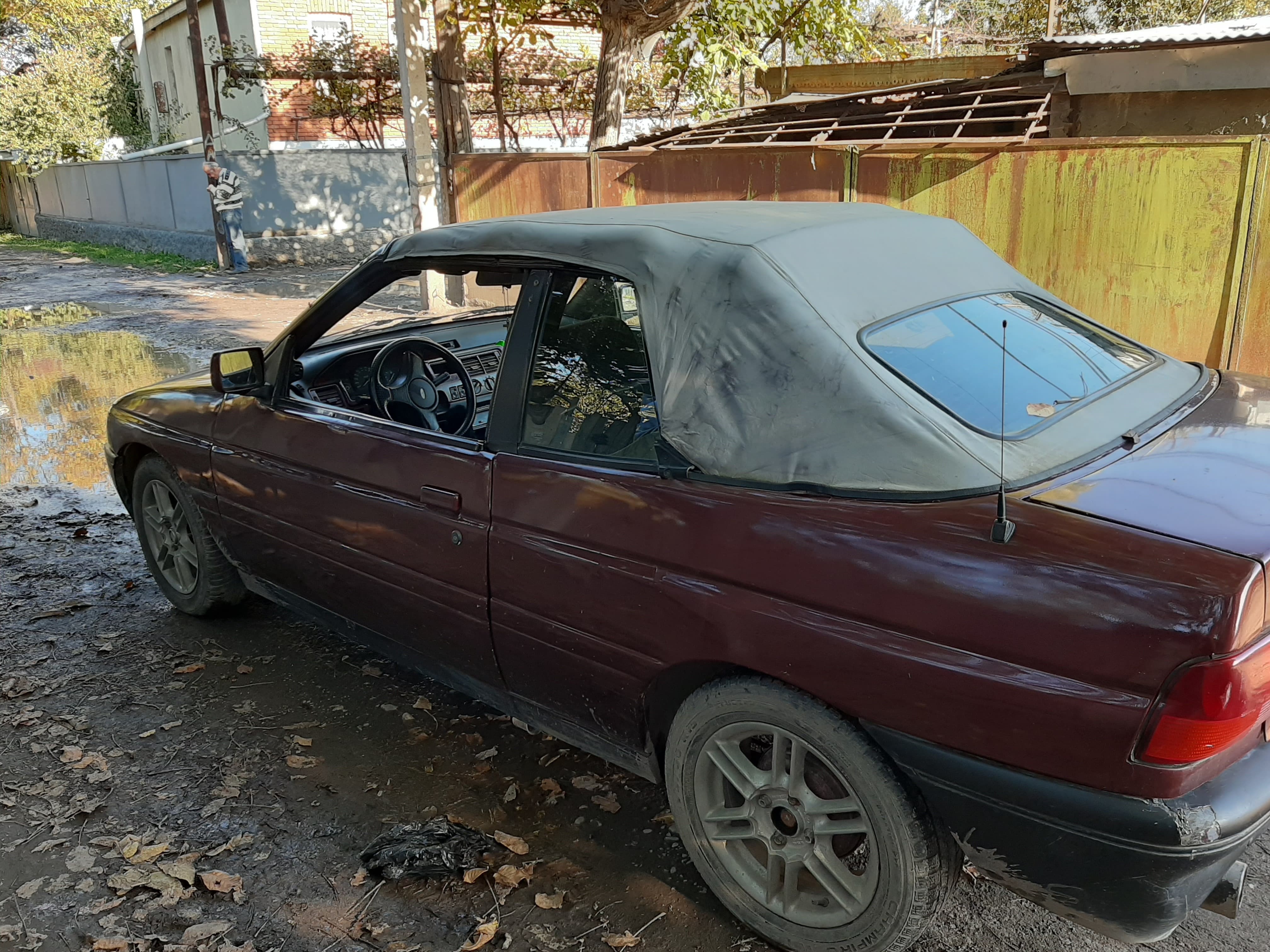 Ford Escort 1993 — photo 2