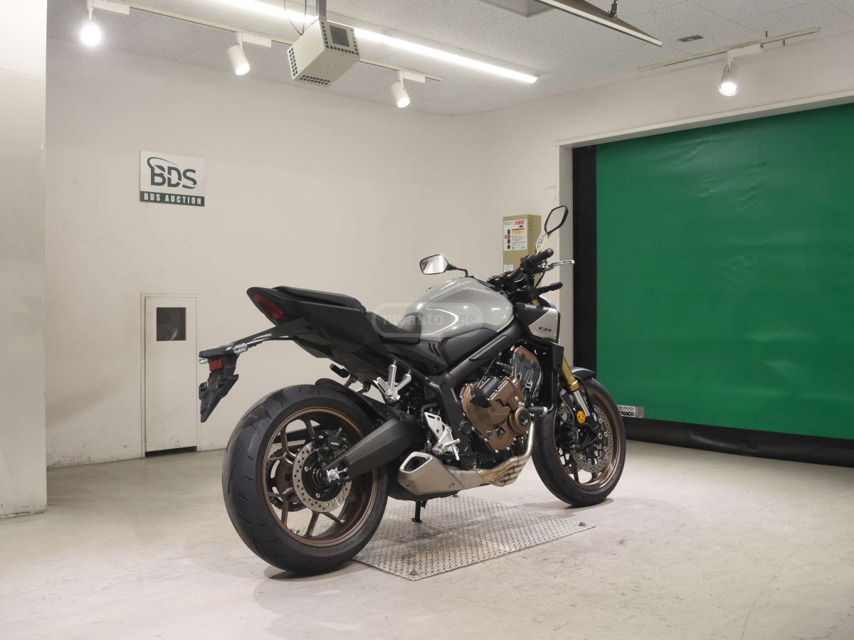Honda CB 650 R 2024 — photo 2