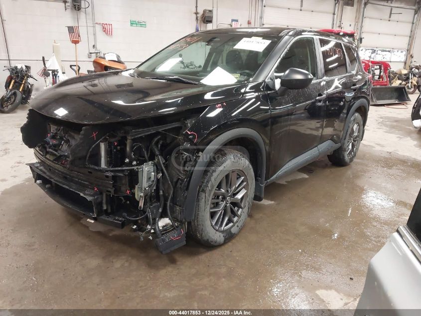 Nissan Rogue 2021 — photo 2