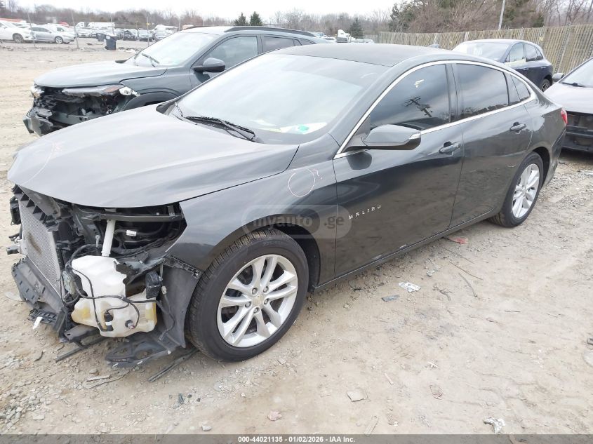 Chevrolet Malibu 2017 — photo 2