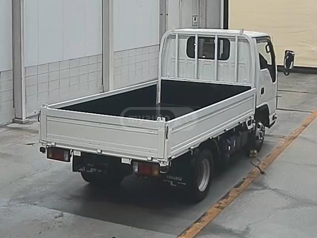 Isuzu Elf 2022 — photo 2