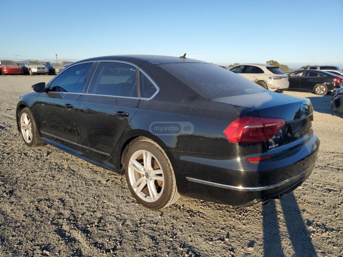 Volkswagen Passat 2016 — photo 2