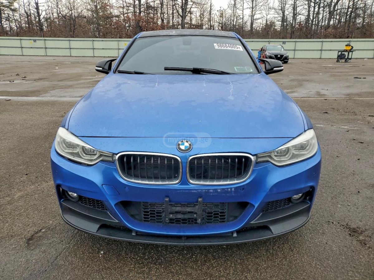 BMW 328 2016 — photo 2