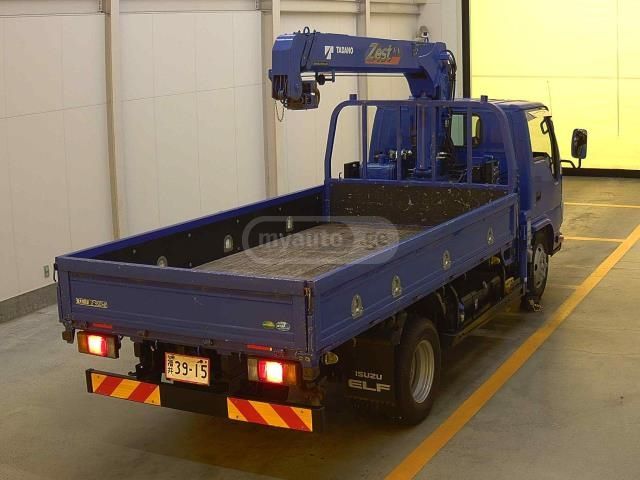 Isuzu Elf 2020 — photo 2
