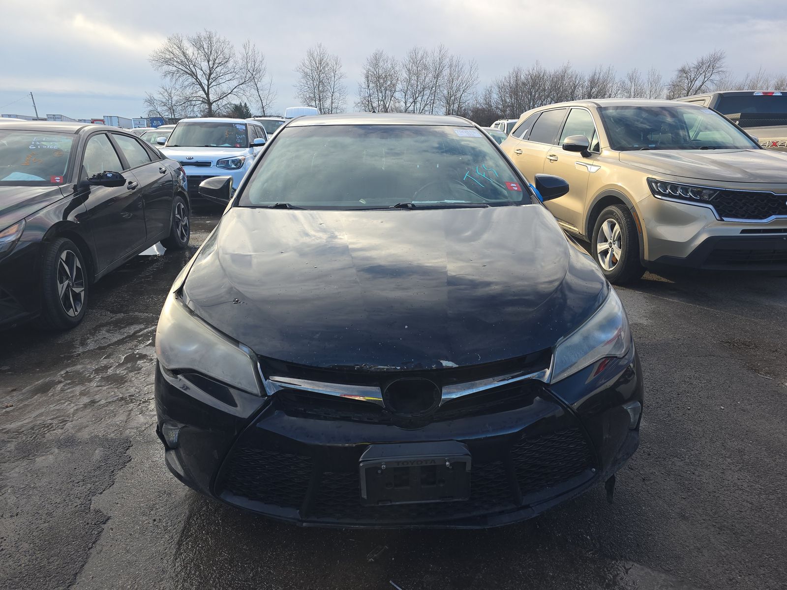 Toyota Camry 2017 — photo 2