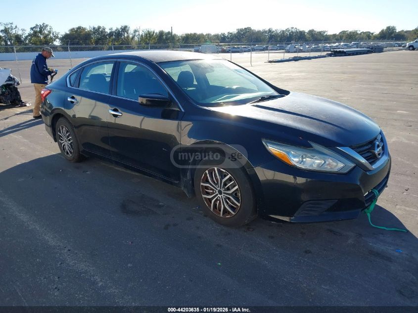 Nissan Altima 2016 — photo 2
