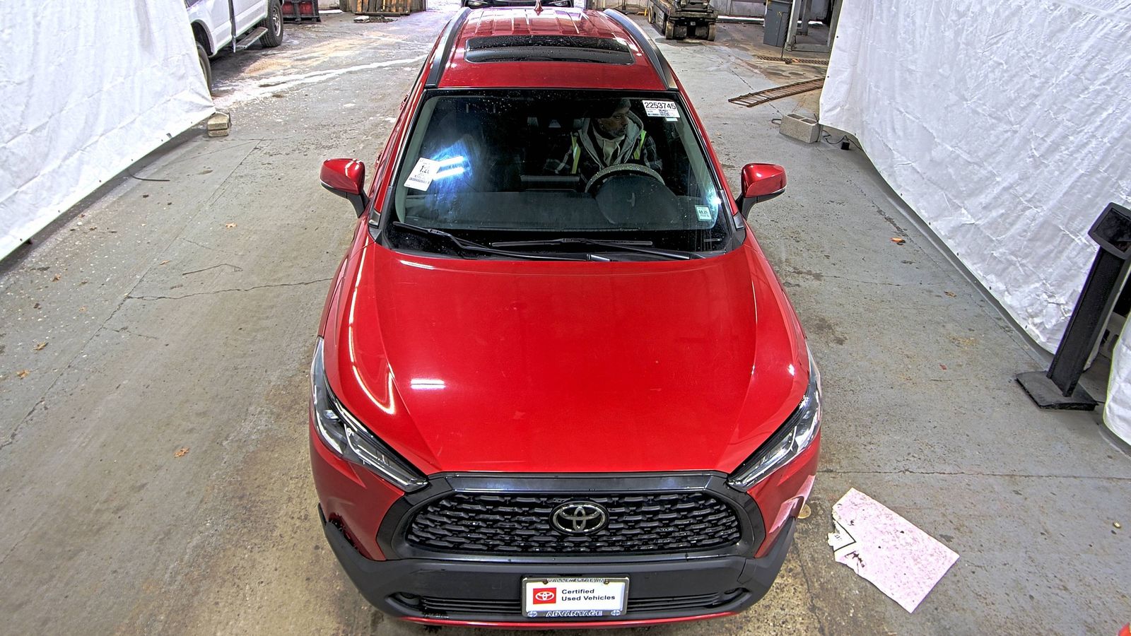 Toyota Corolla Cross 2022 — photo 2