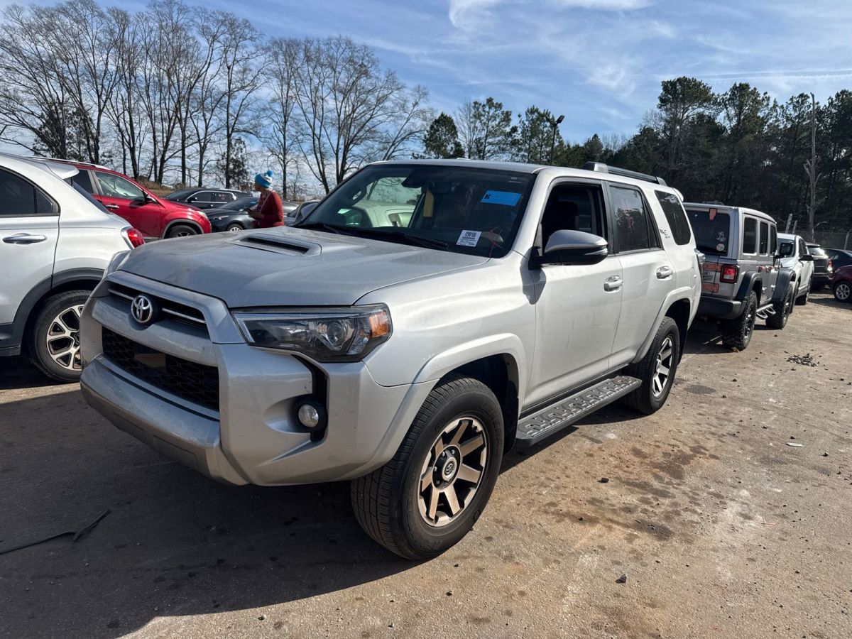 Toyota 4Runner 2017 — photo 2