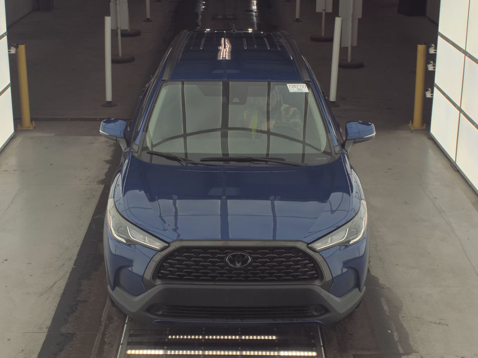 Toyota Corolla Cross 2022 — photo 2