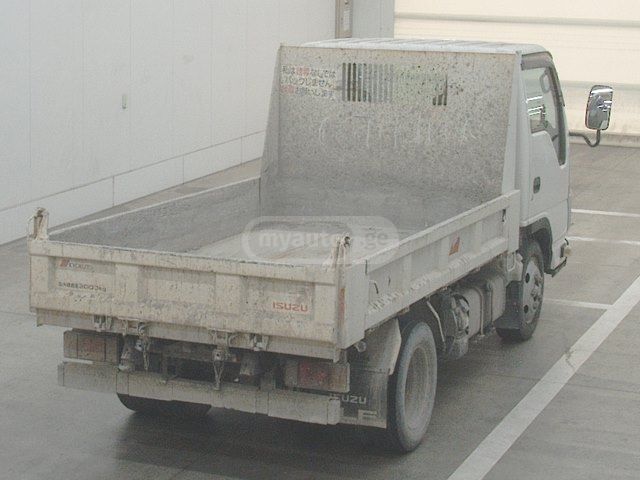 Isuzu Elf 2020 — photo 2