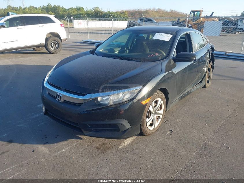 Honda Civic 2018 — photo 2