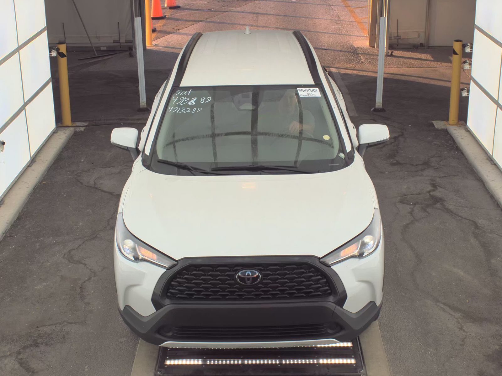 Toyota Corolla cross 2023 — photo 2