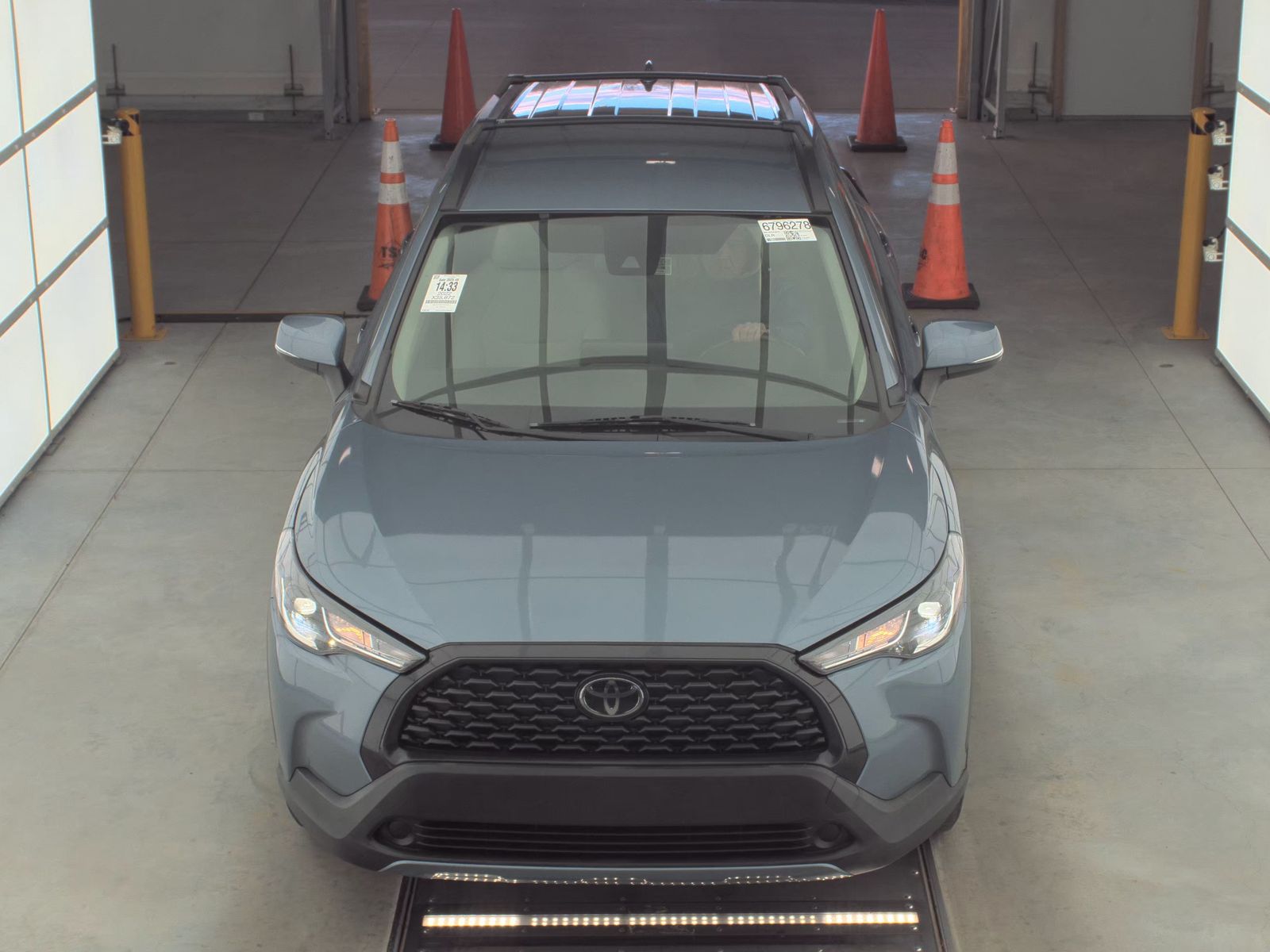 Toyota Corolla Cross 2022 — photo 2